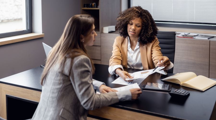 Female Travel Agents